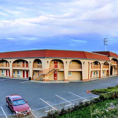 Salinas Inn Exteriér fotografie